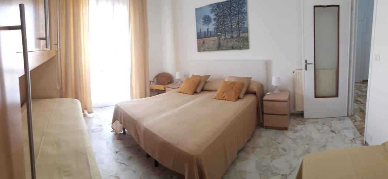 Vreni Lodge Finale Ligure Exteriér fotografie